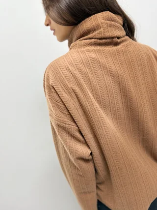 Sweater Walker - Vista 2