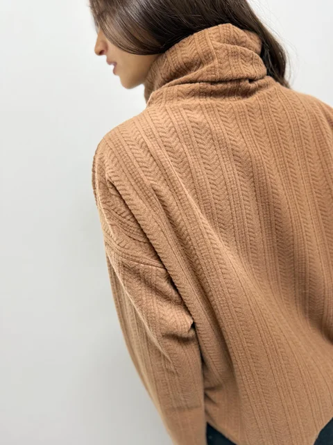 Sweater Walker