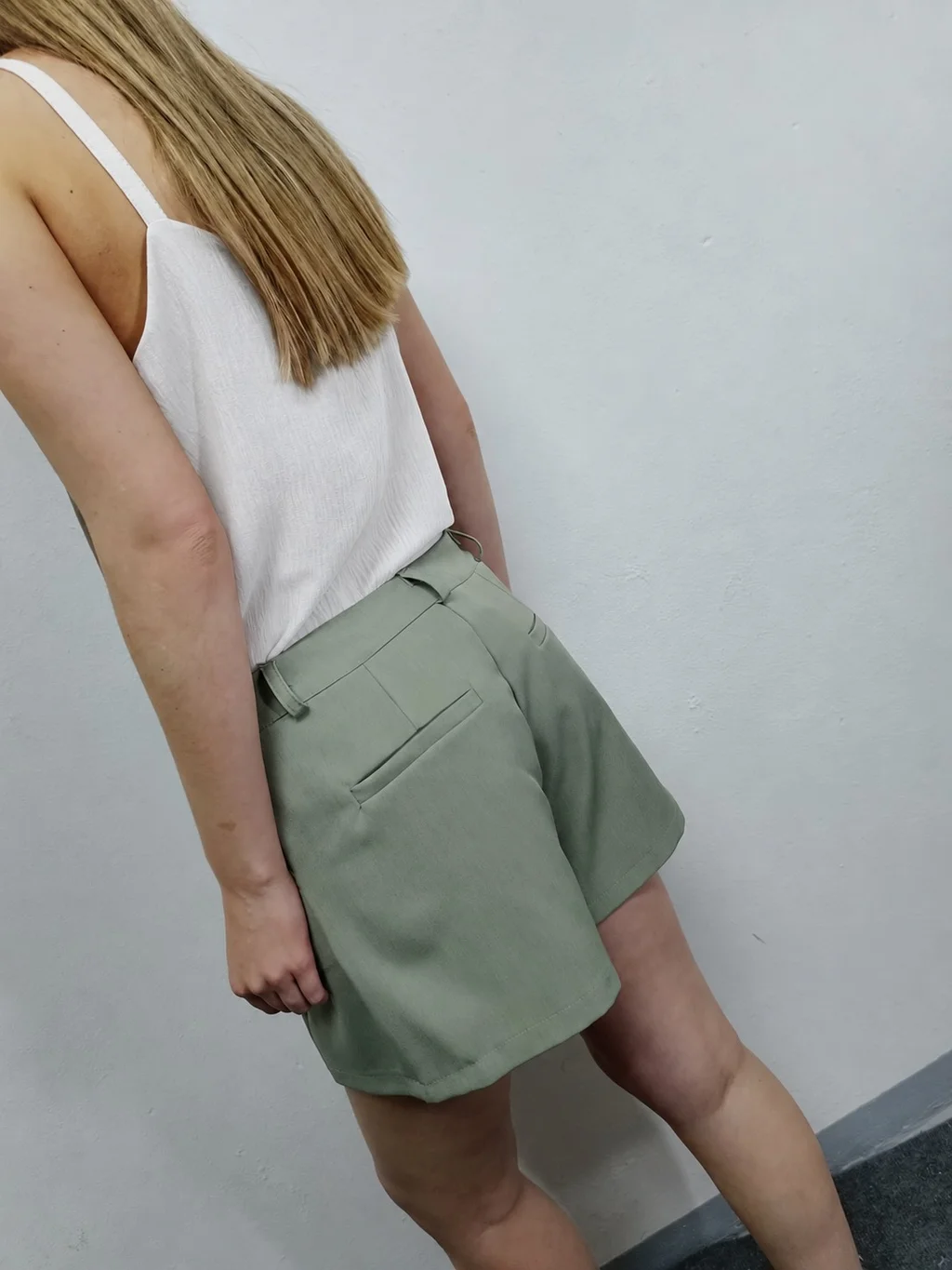 Short Aguaribay