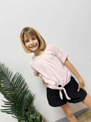 Remera Hilda - Vista 1