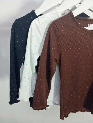 Remera Tomares - Vista 3