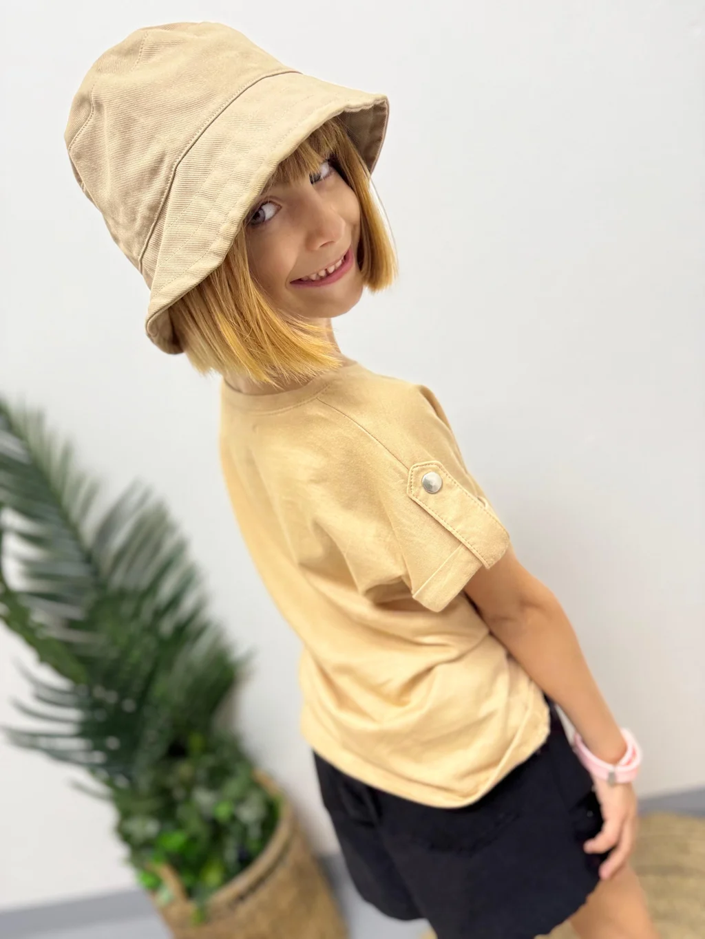 Remera Amity