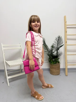 Remera Tilly - Vista 3