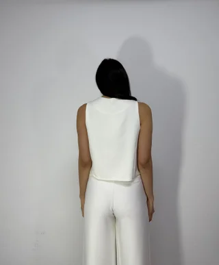 Chaleco Tai - Vista 5