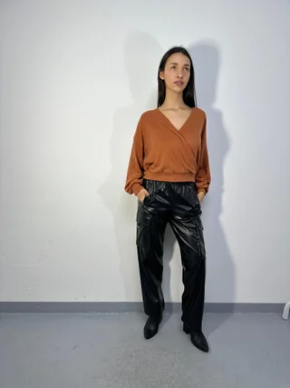 Sweater Gadot - Vista 1